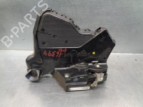 Used Front right lock SUZUKI GRAND VITARA II (JT, TE, TD) 1.9 DDiS All-wheel Drive (JT419, TD44, JB419WD, JB419XD,... (129 hp) 10745038