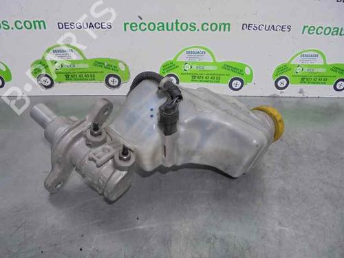 Used Brake master cylinder FIAT LINEA (323_, 110_) 1.4 T-Jet (323AXC1A) (120 hp) 2333714