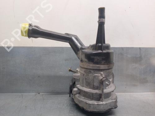 Used Steering pump PEUGEOT 308 I (4A_, 4C_) 1.6 HDi (90 hp) 11970574