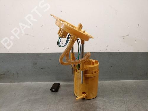 Used Fuel pump BMW X3 (F25) xDrive 20 d (190 hp) 28313440