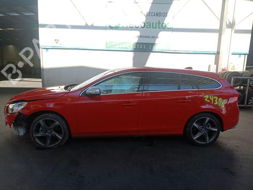Brugte VOLVO V60 I (155) D3 / D4 (163 hp) 4411094