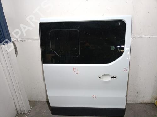 Højre side skydedør Højre side skydedør RENAULT TRAFIC III Bus (JG_) 1.6 dCi 125 (JGMH) (125 hp) 39890686 39890686