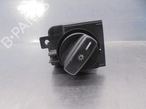 Used Headlight switch MERCEDES-BENZ A-CLASS (W169) A 180 CDI (169.007, 169.307) (109 hp) 16646280