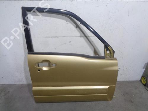Used Right front door SUZUKI GRAND VITARA I (FT, HT) 2.0 TD 4x4 (SQ420D) (87 hp) 15074482