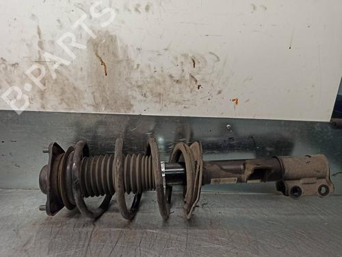 Used Right front shock absorber HYUNDAI ix35 (LM, EL, ELH) 1.7 CRDi (116 hp) 8608837