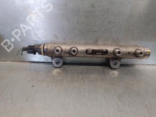 Used Injection rail Injection rail 12904645 12904645