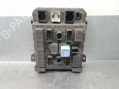 fuse-box-peugeot-607-9d-9u-2000-36422052 main image