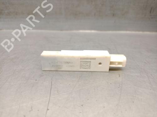 antennabase-mazda-3-hatchback-bp-2018-26205784 main image