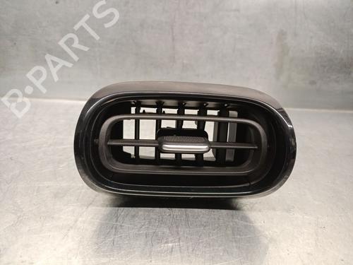 Used Air vent TOYOTA YARIS (_P21_, _PA1_, _PH1_) 1.5 Hybrid (MXPH10, MXPH11) (116 hp) 24917182