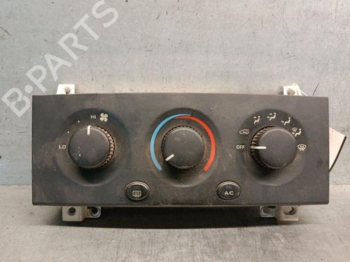 Commande Chauffage JEEP GRAND CHEROKEE II (WJ, WG) 3.1 TD 4x4 (140 hp) 33182403
