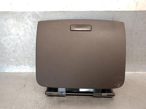 Used Glove box VW TOUAREG (7P5, 7P6) 3.0 V6 TDI (240 hp) 28110817