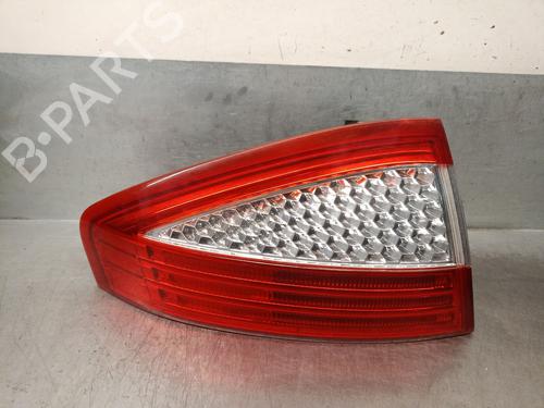 Piloto trasero izquierdo FORD MONDEO IV (BA7) 2.0 TDCi (140 hp) 30934719