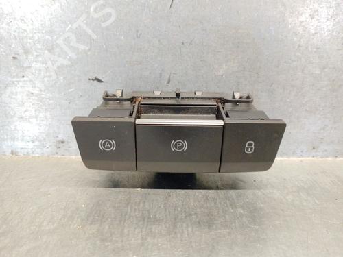 BP29940674I18 main image