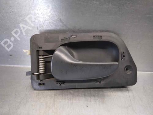 Used Front left interior door handle RENAULT LAGUNA I (B56_, 556_) 1.9 dTi (B56J) (98 hp) 9846370