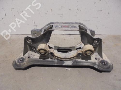 Used Rear axle HYUNDAI SANTA FÉ I (SM) 2.0 CRDi 4x4 (125 hp) 9583435