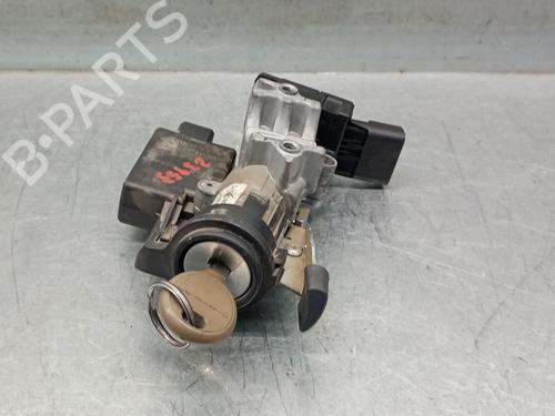 Used Ignition barrel CHRYSLER VOYAGER IV (RG, RS) 2.5 CRD (141 hp) 30611307