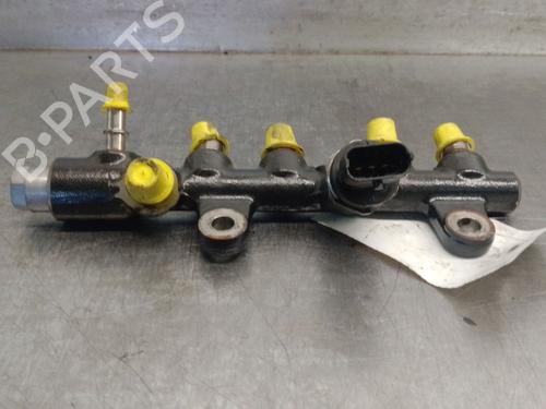 Used Injection rail Injection rail 36812840 36812840