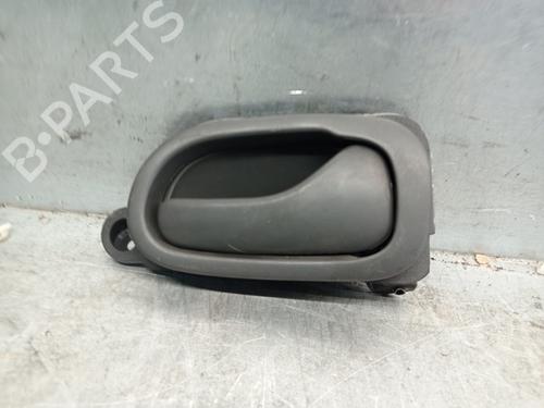 Used Front right interior door handle RENAULT SAFRANE II (B54_) 2.2 dT (B54G) (113 hp) 8333227