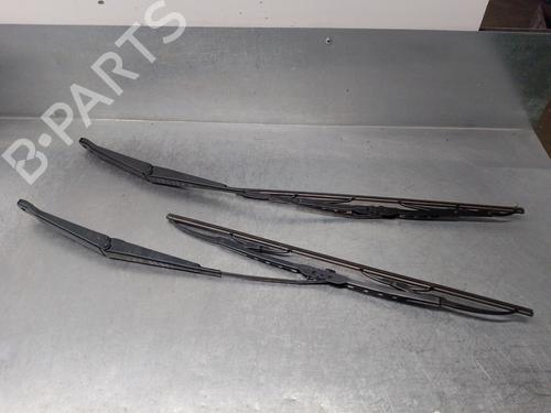 Used Front windshield wiper arm Front windshield wiper arm 15061553 15061553