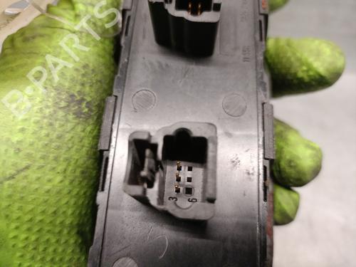 Left front window switch CITROËN C5 I (DC_) 2.0 HDi (DCRHZB, DCRHZE) | BP32483084I27 