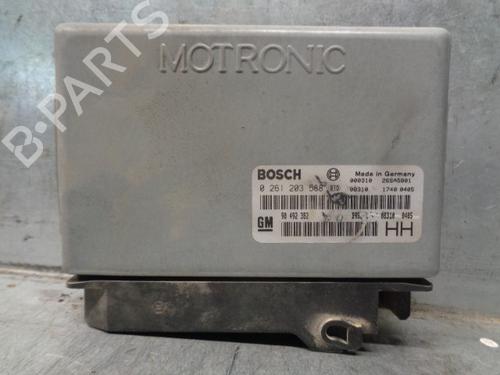 Used Engine control unit (ECU) OPEL OMEGA B Estate (V94) 2.5 V6 (F35, M35, P35) (170 hp) 9288319