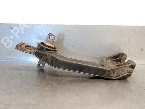 Support MERCEDES-BENZ VITO Van (W447) 114 CDI 4x4 (447.601, 447.603, 447.605) | BP28810471C155 