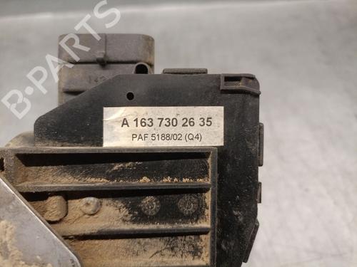 Høyre bak lås MERCEDES-BENZ M-CLASS (W163) ML 400 CDI (163.128) | BP21577282C99 