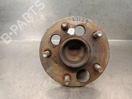Used Right rear steering knuckle TOYOTA AURIS (_E15_) 1.33 Dual-VVTi (NRE150_, NRE150R) (101 hp) 27346064