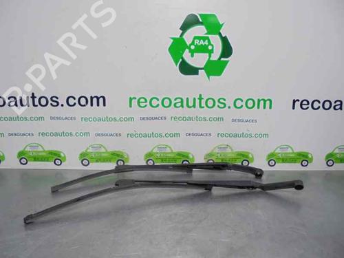 Front windshield wiper arm MITSUBISHI PAJERO III (V7_W, V6_W)  | BP3470727C143 