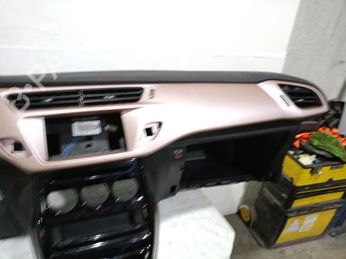 Dashboard CITROËN DS3 (SA_) 1.2 THP 110 | BP28189000C46 