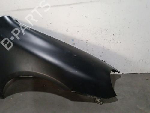 Used Right front fenders Right front fenders 37160319 37160319