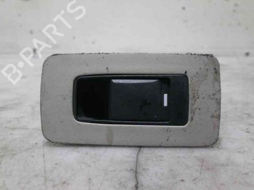 venstre-fortil-elrude-kontakt-chrysler-300c-lx-le-35-1052530ab-2004-5115615 main image