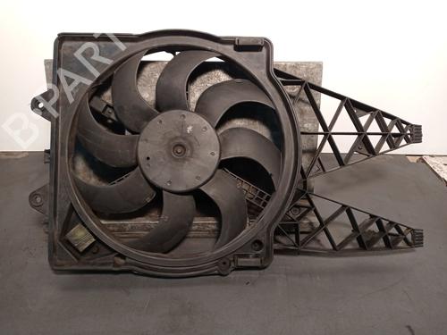 Used Radiator fan FIAT GRANDE PUNTO (199_) 1.3 D Multijet (199.AXD11, 199.AXD1A, 199.AXD1B,... (90 hp) 23962604