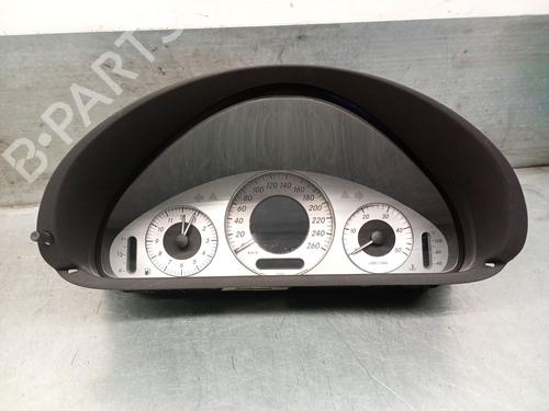 Used Instrument cluster MERCEDES-BENZ CLK (C209) CLK 220 CDI (209.308) (150 hp) 25235008