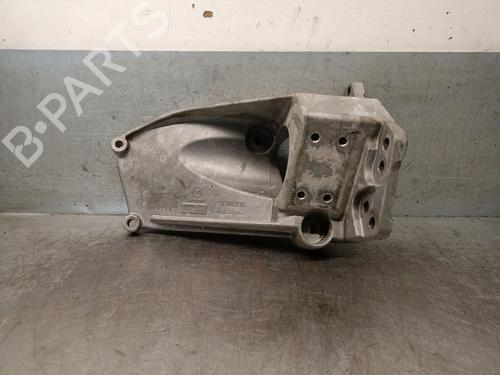 Used Engine mount Engine mount 26124359 26124359