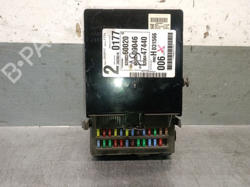 Fuse box RENAULT VEL SATIS (BJ0_) 2.2 dCi (BJ0E, BJ0F) | BP38921206E1 - Image 2