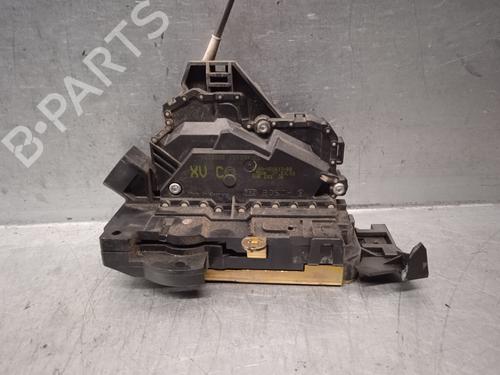 Venstre bak lås FORD FOCUS I (DAW, DBW) 1.8 TDCi (100 hp) 12115031