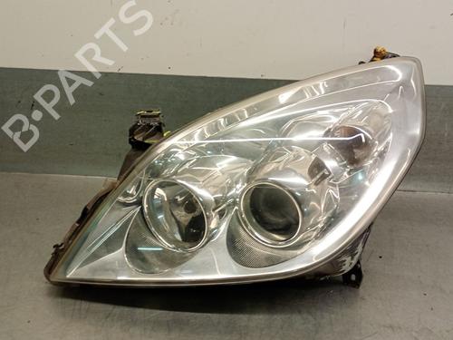 Używane Lampa przednia lewa OPEL VECTRA C GTS (Z02) 1.9 CDTI (F68) (120 hp) 32068061