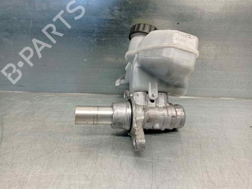 Used Brake master cylinder BMW 5 (G30, F90) 520 d Mild-Hybrid xDrive (190 hp) 11938671