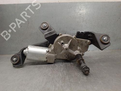 Used Rear wiper motor KIA SORENTO III (UM) 2.2 CRDi (200 hp) 31882775