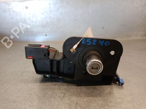 Used Tailgate handle Tailgate handle OPEL CORSA C (X01) 1.3 CDTI (F08, F68) (70 hp) 34174682 34174682