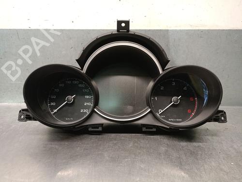 Used Instrument cluster Instrument cluster FIAT 500X (334_) 1.3 D Multijet (334AXH1A) (95 hp) 40158867 40158867
