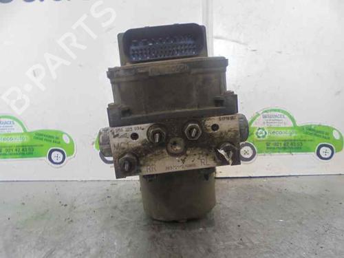 Used ABS pump ABS pump FIAT STILO (192_) 1.9 JTD (192_XE1A) (115 hp) 2102876 2102876