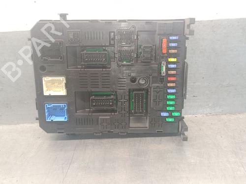 Used Fuse box PEUGEOT 5008 (0U_, 0E_) 1.6 16V (120 hp) 27548564