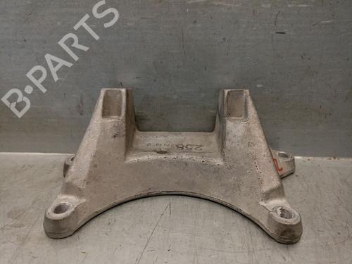 Used Support MERCEDES-BENZ E-CLASS (W212) E 350 BlueTEC (252 hp) 30296112