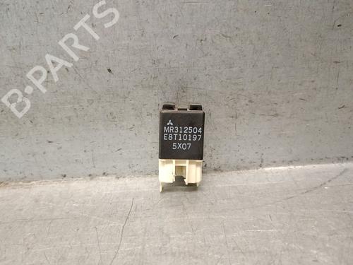 Module électronique MITSUBISHI PAJERO III (V7_W, V6_W) 3.2 Di-D (V68W) (160 hp) 32060038