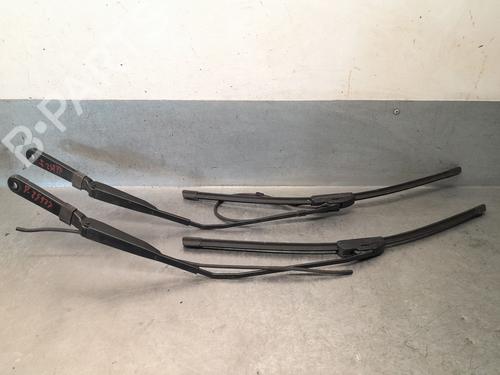 Used Front windshield wiper arm Front windshield wiper arm 37184028 37184028