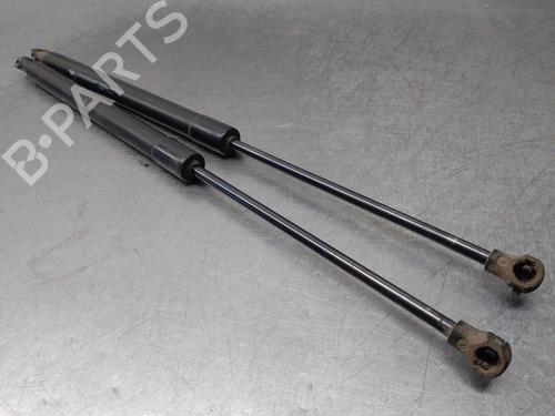 Tailgate lift support PEUGEOT 208 I (CA_, CC_) 1.2 PureTech 82 | BP20266545C138