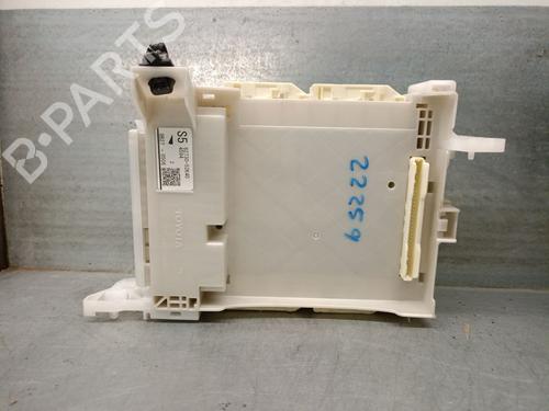 Fuse box TOYOTA YARIS (_P13_) 1.5 Hybrid (NHP130_) | BP25238421E1 