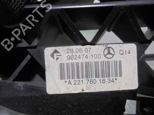 Rear right exterior door handle MERCEDES-BENZ S-CLASS (W221, V221) S 500 (221.071, 221.171) | BP2320077C130 